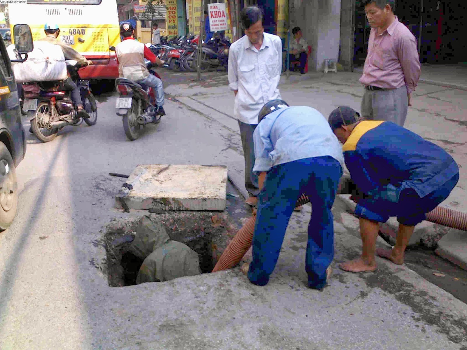 Thi công sửa cống nghẹt Đà Nẵng